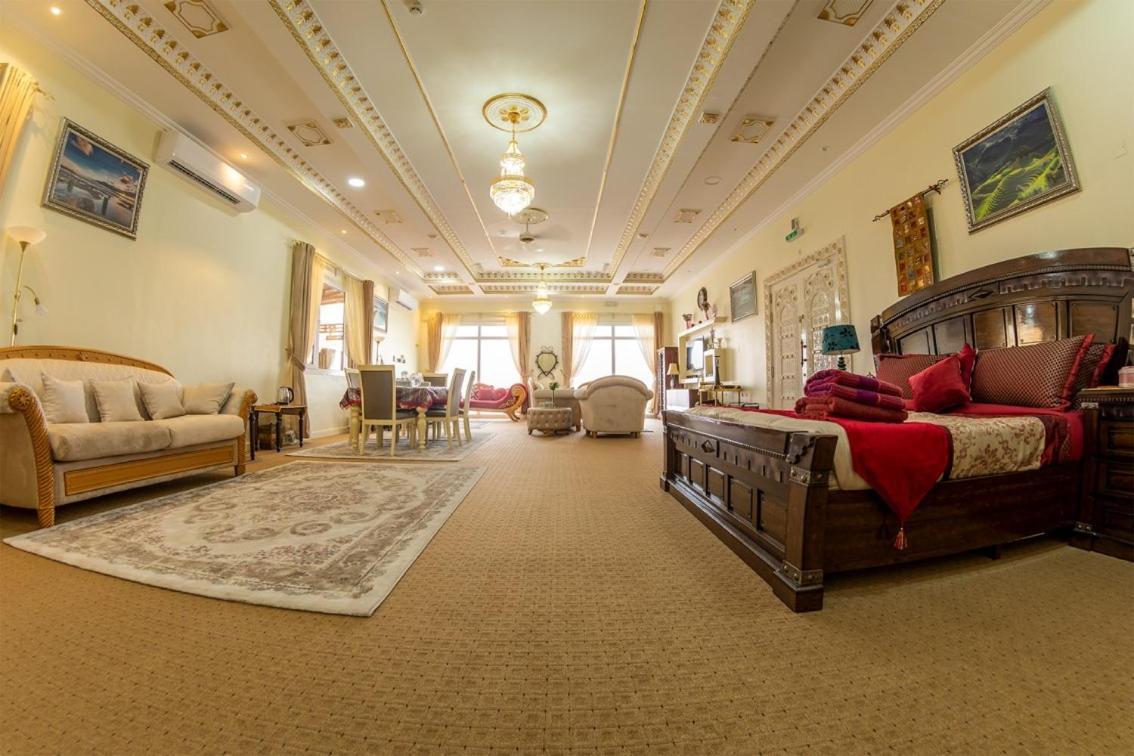 Sur Bandar Al Ayjah Hotel Apartments Exterior photo