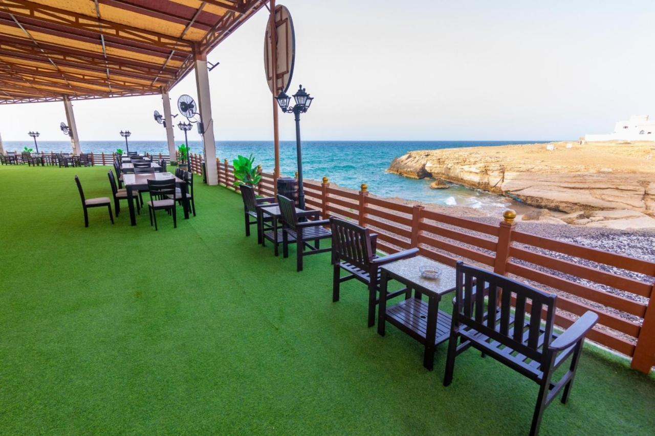 Sur Bandar Al Ayjah Hotel Apartments Exterior photo