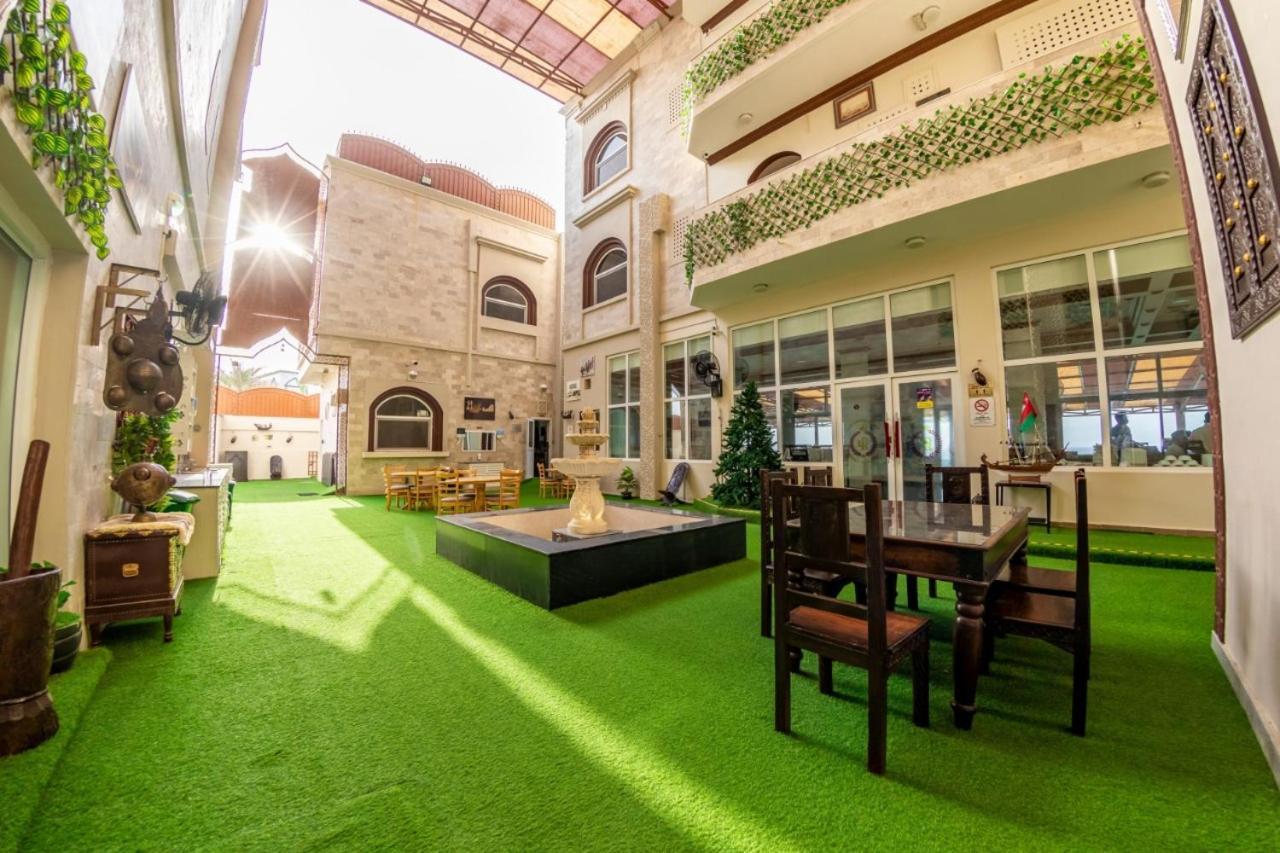 Sur Bandar Al Ayjah Hotel Apartments Exterior photo