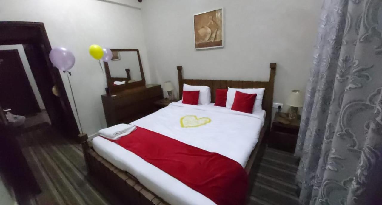 Sur Bandar Al Ayjah Hotel Apartments Exterior photo