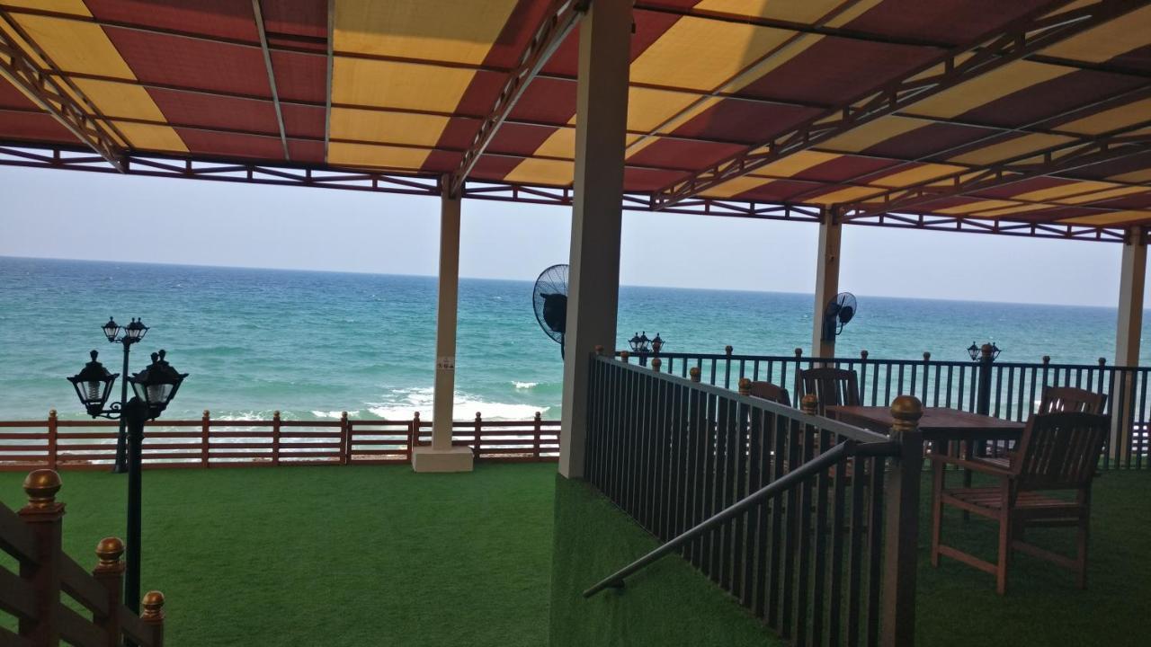 Sur Bandar Al Ayjah Hotel Apartments Exterior photo